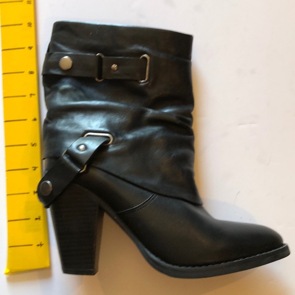 Matisse Black Bootie Boots 7M Leather Made/Brazil - Picture 1 of 6
